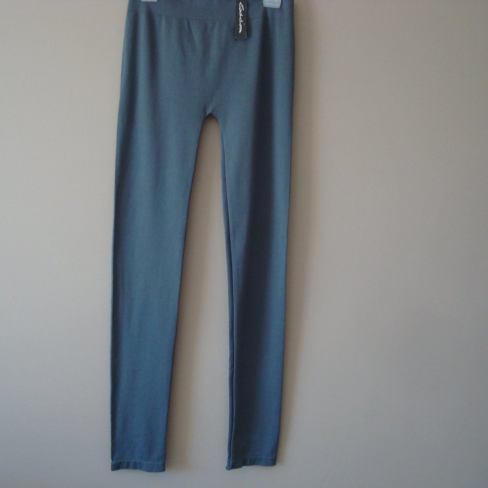 Ladies dark grey leggings